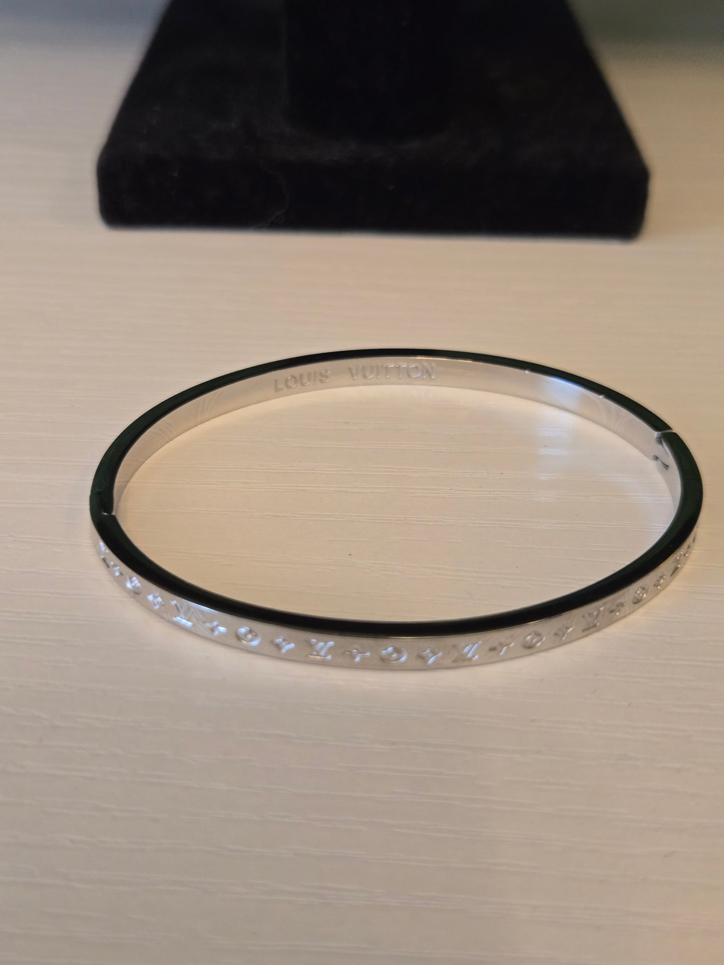 LV Bangle