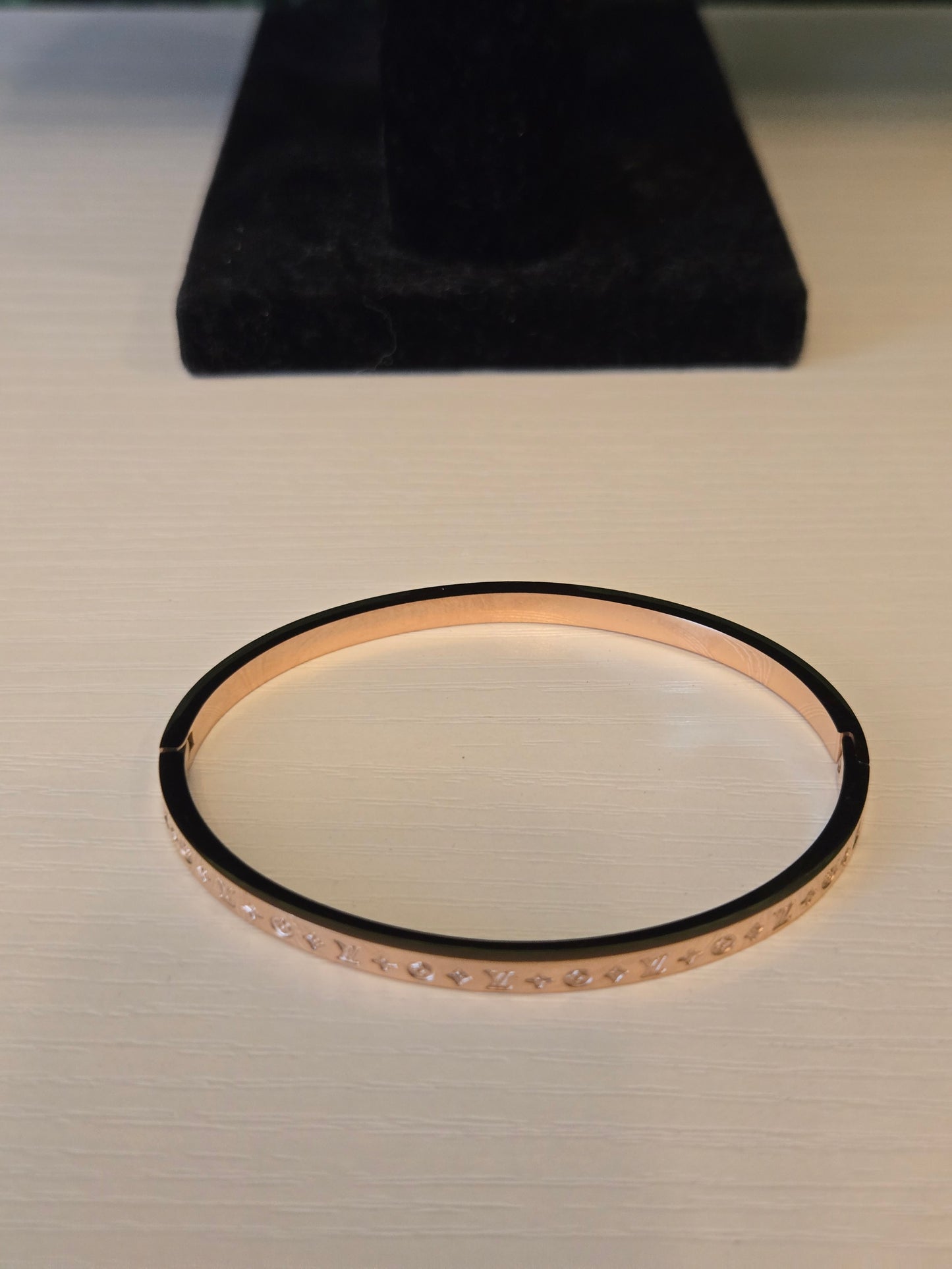 LV Bangle